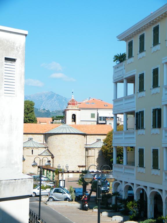 Appartamento Vacanze I Provenzali Bordighera Exterior photo